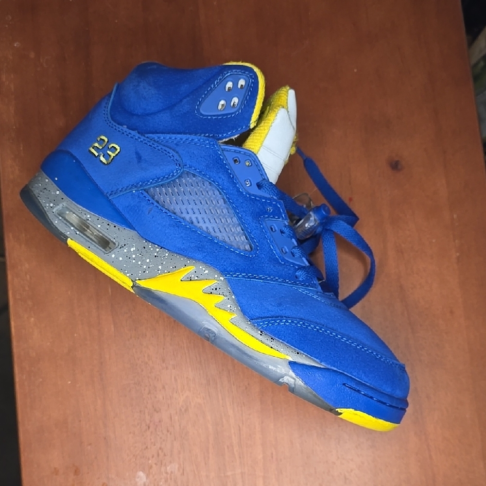 Laney Varsity Royal Jordan 5 Retro